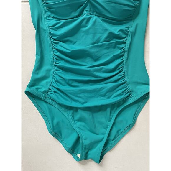 La Blanca Swim One Piece Halter Swimsuit Ruched Swimwear - Picture 4 of 9